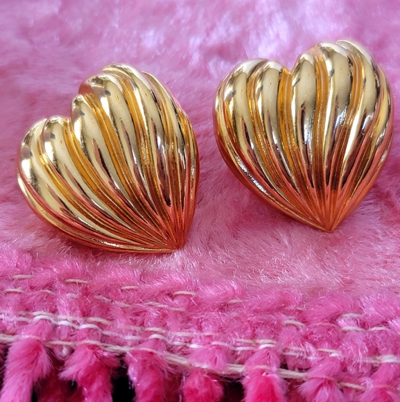 Avon Jewelry - Avon Gold Puffy Heart Earrings, Pierced - Vintage, Estate